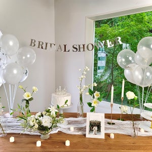 브라이덜샤워소품 럭셔리테이블세팅 꽃 4가지 무광실버 화이트풍선 set