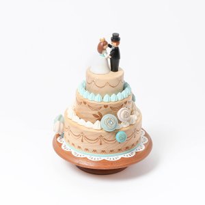 Musical Box Couple Wedding Cake | 1036645 Wooderful life