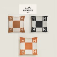 에르메스 아발론 라지 쿠션 3컬러, Hermes Avalon pillow, large model, H102669M, 런던샵