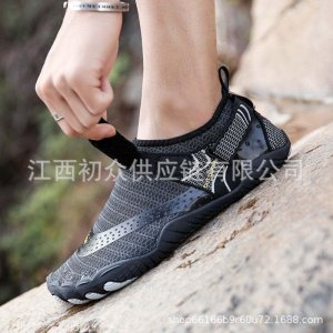 Breathing Double Buckles Water Shoes 웨이딩 슈즈 남성용 야외 신발의 국경 간 폭발