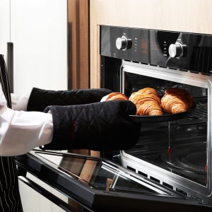 방문설치 빌트인 44리터 복합 전기 오븐 레인지 에어프라이어 EOB 3004 블랙