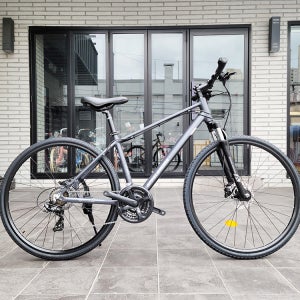 2022 삼천리 700C 저스틴 21D 하이브리드 디스크 알루미늄 -부산 자전거 삼락공원점