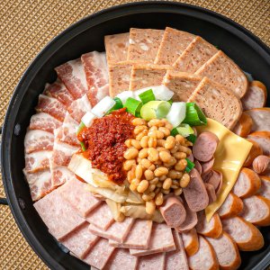 햄 듬뿍 부대찌개 캠핑음식 간편 밀키트
