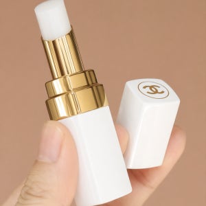 샤넬 루쥬 코코밤 립밤 912 드리미화이트
