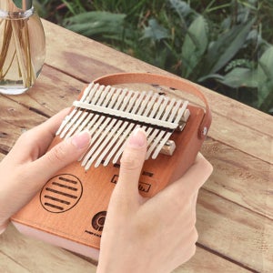 라디오 17음계 어쿠스틱 투명아크릴 마호가니 라디오 풀세트 칼림바 브라운