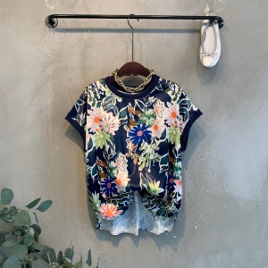 (당일발송)인디 플라워 라운드넥 민소매 티셔츠 2color C