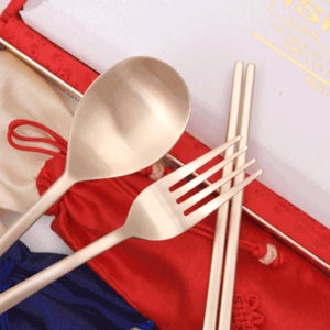 어린이 유기수저 3P