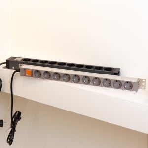 파워존 고용량 4000W 알루미늄 서버탭 멀티탭 베이직 10구 1.5M