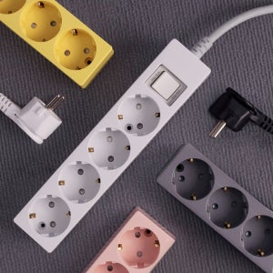 스윗홈 컬러 디자인 납작 멀티탭 국산 안전 책상 짧은선 메인 4구 1m