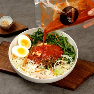 37년 족발집 과일막국수 비빔 쟁반막국수