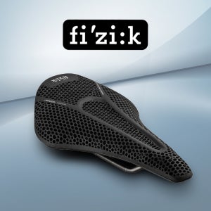 피직 벤토 아르고 R3 어댑티브 자전거 안장 3D 숏핏 짧은 코