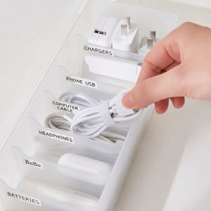 담앤드솜 선 정리 수납 함 보관함 줄 충전기 usb 전선 정리 케이스 홀더 케이블 핸드폰