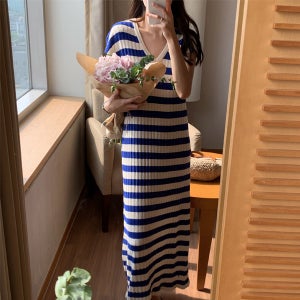 마린 스트라이프 루즈핏 브이넥 골지 단가라 여름 니트 맥시 여리 반팔 롱 원피스(블루)