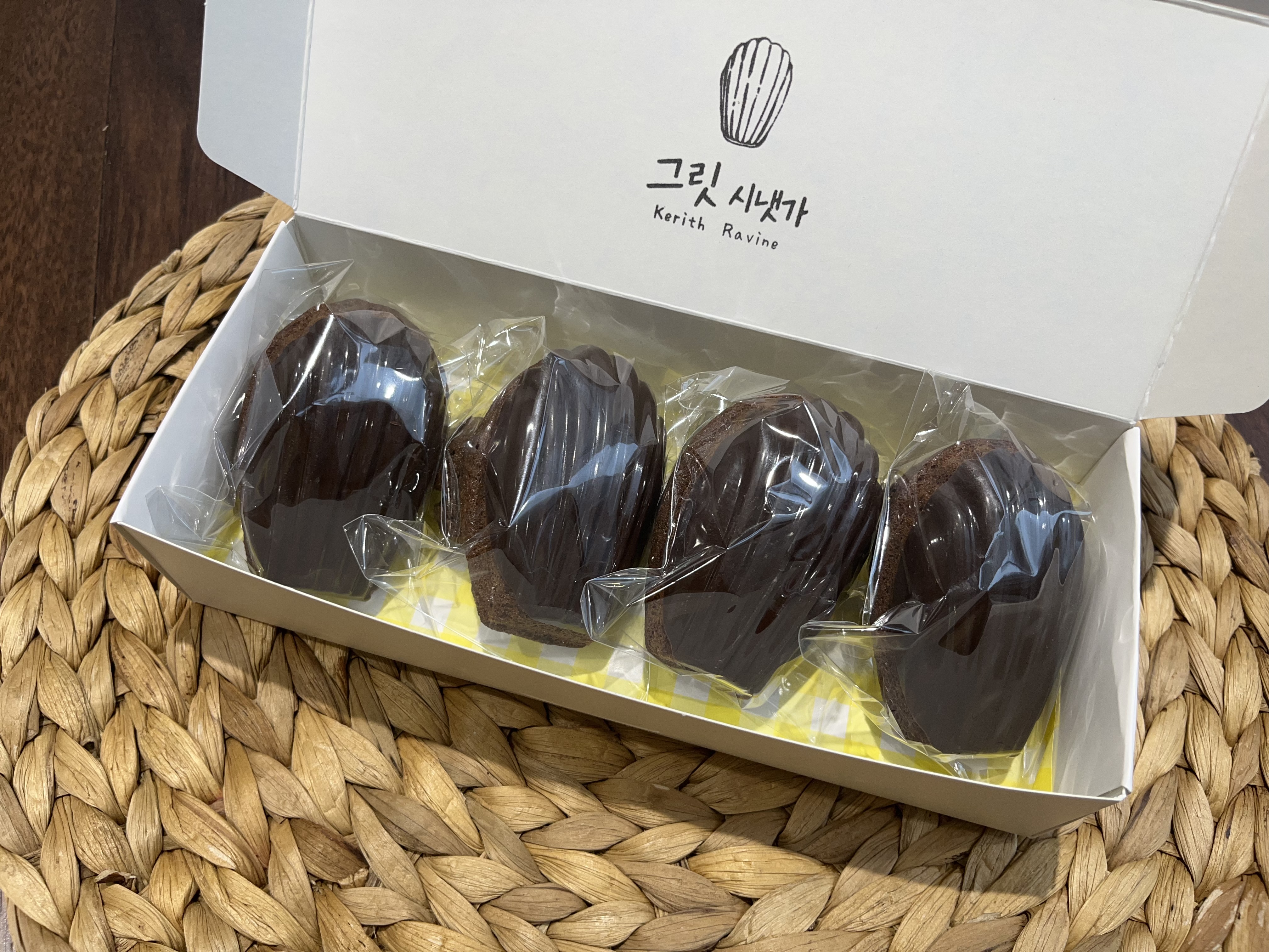 더블초코마들렌