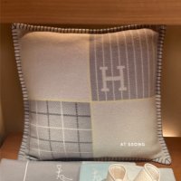 (여러 칼라) 에르메스 Avalon Cabriole 아발론 카브리올레 쿠션 HERMES CUSHION