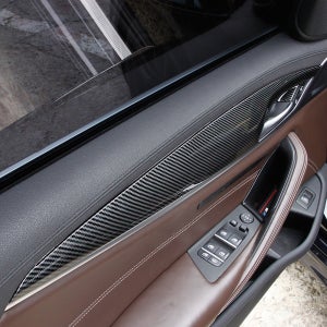 BMW 5시리즈 G30 도어패널 몰딩