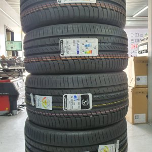 콘티넨탈 2754022 bmw x7 OEM 런플렛 타이어 콘티넨탈 3153522 한대분