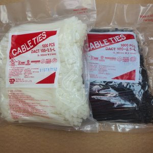 동아베스텍 케이블타이 100mm 백색 흑색 컴퓨터선정리 케이블정리 포장끈 산업현장