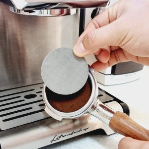 [호환] 커피 퍽필터 퍽스크린 150um 1.0mm 채널링 방지 메쉬 퍽디퓨저 51mm