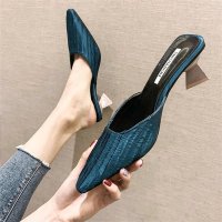 이상한 하이힐 슬리퍼 지적 발가락 뮬 여성 디자이너 pleated 천을 야외 슬라이드 숙녀 flipflops chaussure femme