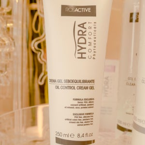 로자티브 퓨어 오일프리 모공수축 깊은 수분크림 250ml