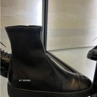 샤넬 소프트 가죽 지퍼 앵클 부츠 CHANEL ZIPPY ANKLE BOOTS