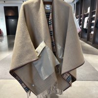 [관부가세포함] Burberry 버버리 빈티지 체크 자카드 케이프 아카이브베이지 8042303