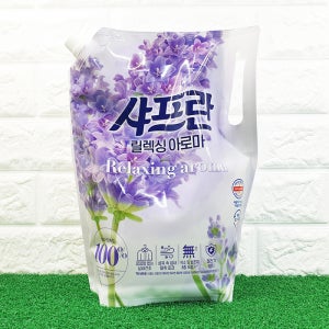 샤프란 섬유유연제 리필 릴렉싱아로마 2.3L