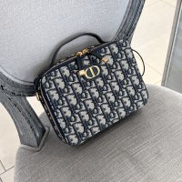 디올 오블리크 자카드 30 몽테인 체인 박스백 / DIOR OBLIQUE JACQUARD 30 MONTAIGNE CHAIN BOX BAG [S2141UTZQ]