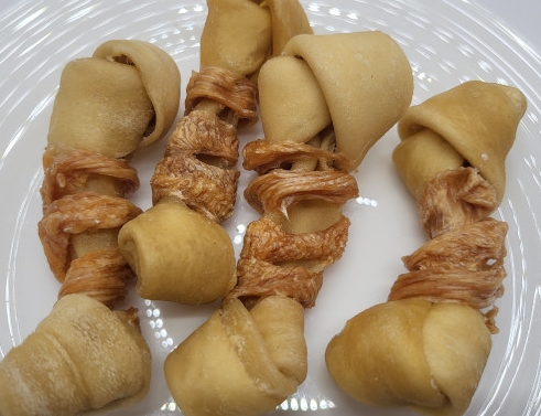 수제 강아지 껌 오래먹는 개껌 치석제거 덴탈껌 한우우피꽈배기치킨말이100g