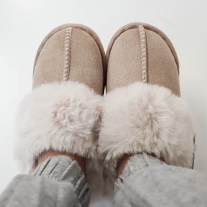 겨울 여성 털슬리퍼 방한 스웨이드 실내화 퍼 슬리퍼 사무실 실내 거실 신발
