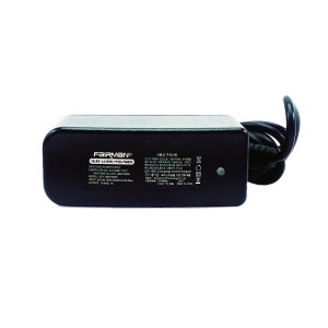 16.8V 1A 리튬이온 / 폴리머 배터리팩 4직렬 충전 아답터