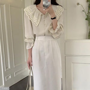 루머 레이스자수 카라 코튼 블라우스 1col 가을 봄 벌룬 밴딩 브이넥 로맨틱 제이플로우