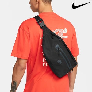 국내매장판 나이키 엘레멘탈 프리미엄 웨이스트팩 DN2556-010