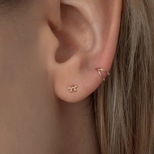 10k 타이니 매듭 리본 피어싱 귀걸이 두께