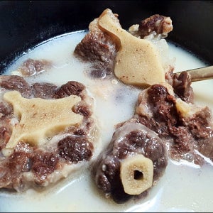 5+1덤행사 한우꼬리곰탕 한우100% 수제완제품(5팩 주문시6팩 발송)