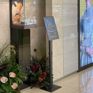 원프레임 블랙 무광 A3 철제스탠드 포스터 스탠드 배너 메뉴판 거치대 POP대 행사안내판