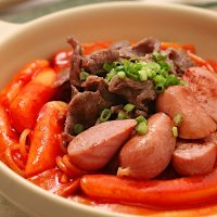 황제떡볶이 - 국산 고춧가루와 소고기, 분모자를 넣어 만든 즉석 떡볶이 밀키트 2인분