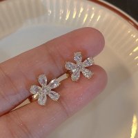 (당일배송)Flower cubic earrings