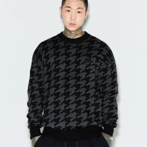 하운드투스 크루넥 니트