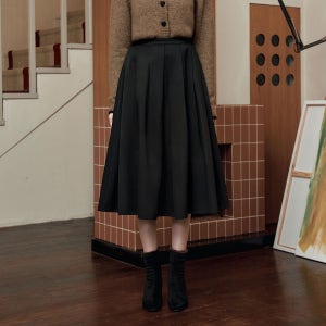 [제로스트릿]에이라인 플레어 스커트 A LINE FLARE SKIRT / BLACK