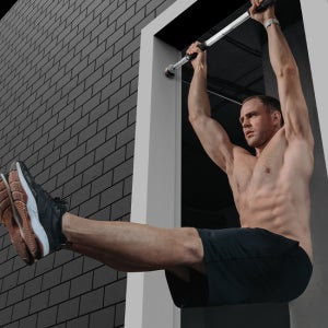아이워너 파워락 이중 안전 문틀 철봉 나사 무설치 턱걸이 샌드백걸이 치닝디핑