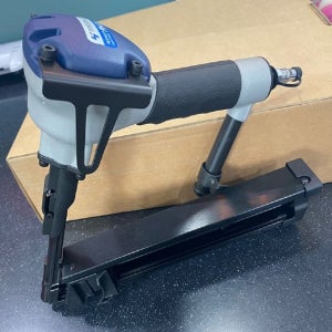 팜네일러 PN-D2 (Palm Nailer) 에어타정기 에어네일러 네일건타카 히타치타정기