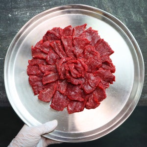 당일도축 한우 암소 대구 뭉티기 300g 양념장 포함