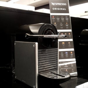 네스프레소 픽시 커피머신 EN124S 실버