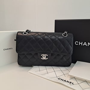 CHANEL 샤넬 클래식 스몰 클래식 미듐 클스 클미 캐비어 블랙 A01112 A01113