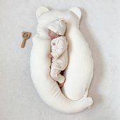 허그곰 아기베개 신생아 짱구 베개 출산선물 아기 바디필로우 두상 태열 모로반사 듀라론 이미지