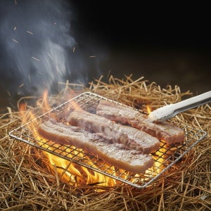 짚불삼겹살 400g 볏짚 초벌 캠핑 회식 훈제 바베큐