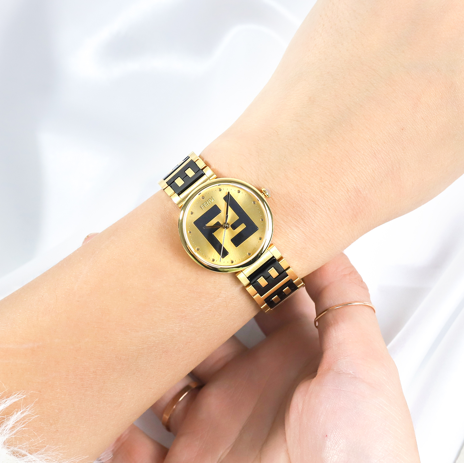 펜디 포에버 여성시계 골드 F102046401 백화점AS