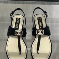 샤넬 새틴 크리스탈 로고 조리 스트랩 샌들 CHANEL STRAP SANDALS